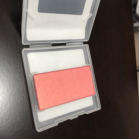 Mary Kay Makeup palette 💕🌸 - Picture 3 of 7